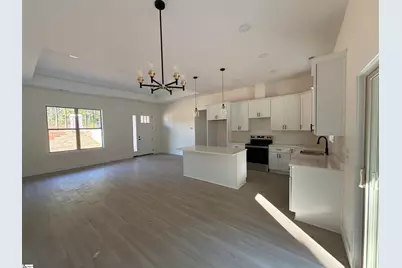 187 Susans Road, Gaffney, SC 29341 - Photo 9