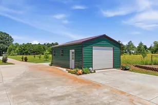 216 Burnt Tanyard Rd, West Union, SC 29696 - Photo 47