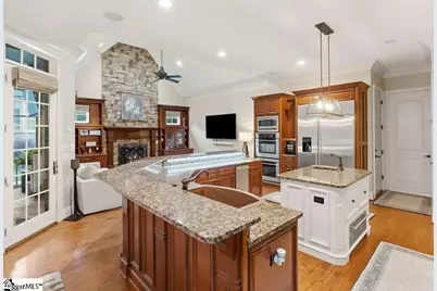 801 Brixton Circle, Simpsonville, SC 29681 - Photo 17