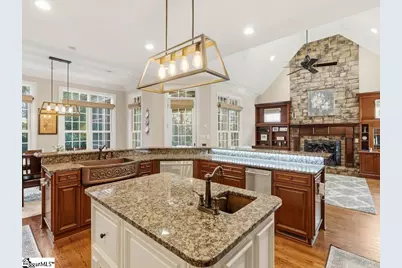 801 Brixton Circle, Simpsonville, SC 29681 - Photo 13