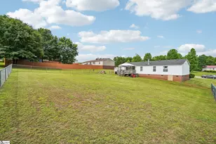 620 Courtland Way, Greer, SC 29651 - Photo 3