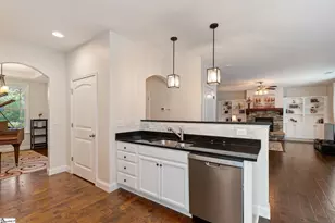 21 Julesking Ct, Greenville, SC 29609 - Photo 9