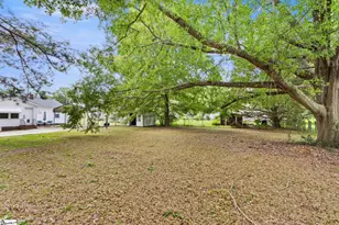711 N Adair St, Clinton, SC 29325 - Photo 35