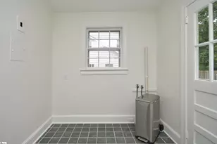 14 Tabor St, Greenville, SC 29609 - Photo 17
