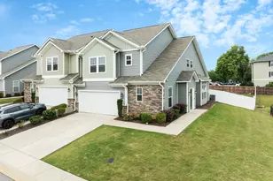 407 Albemarle Ln, Greer, SC 29650 - Photo 1