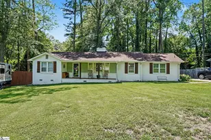 120 Carlton Dr, Mauldin, SC 29662 - Photo 1