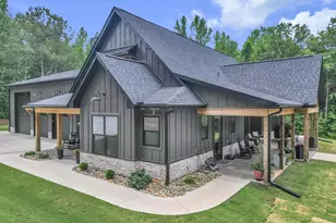 241 Thompson Rd, Taylors, SC 29687 - Photo 3