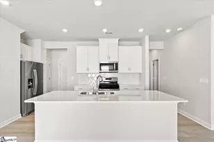 431 Upland Water Ct, Spartanburg, SC 29301 - Photo 9