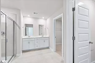431 Upland Water Ct, Spartanburg, SC 29301 - Photo 17