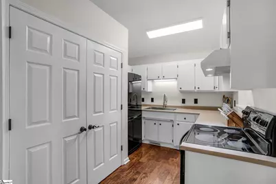 413 Fairdale Drive, Simpsonville, SC 29681 - Photo 7