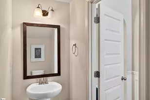 190 Heatherwood Ln, Greer, SC 29651 - Photo 5