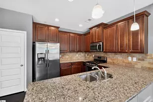 190 Heatherwood Ln, Greer, SC 29651 - Photo 13
