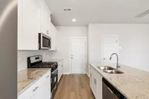 435 Upland Water Ct, Spartanburg, SC 29301 - Photo 5