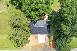 7 Beaverdam Rd, Williamston, SC 29697 - Photo 5