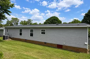 479 Bessie Rd, Piedmont, SC 29673 - Photo 3