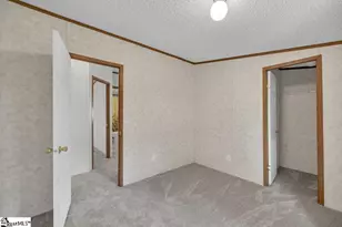 90 E Stagecoach Rd, Cross Hill, SC 29332 - Photo 11