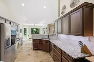 28 Goodwin Farms Ct, Travelers Rest, SC 29690 - Photo 9
