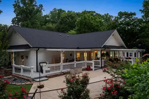 2 Lotus Ct, Greenville, SC 29609 - Photo 43