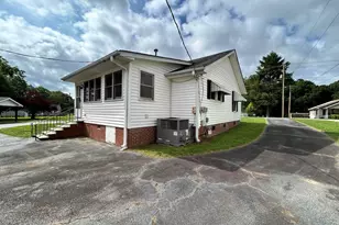 204 Edwards Rd, Lyman, SC 29365 - Photo 5