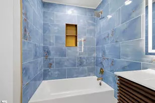 8 Bragg St, Greenville, SC 29611 - Photo 27