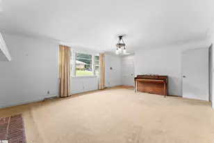 210 N Rockview Dr, Greenville, SC 29609 - Photo 15