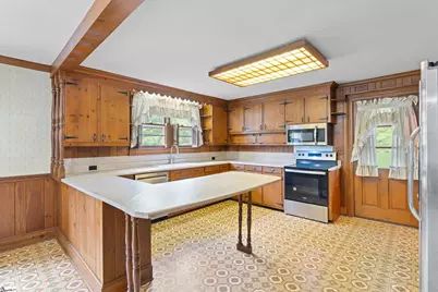 210 N Rockview Drive, Greenville, SC 29609 - Photo 9