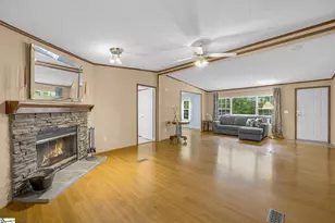 107 Lost Farm Rd, Liberty, SC 29657 - Photo 9