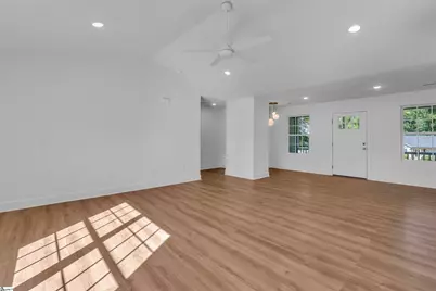 410 Benjamin Reid Court, Duncan, SC 29334 - Photo 7