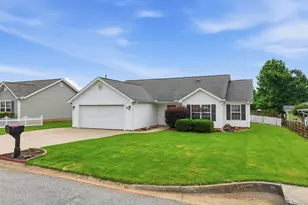 101 Walcott Dr, Lyman, SC 29635 - Photo 3