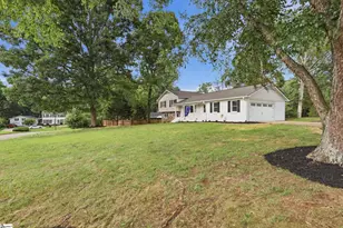 401 Clarendon Dr, Easley, SC 29642 - Photo 3