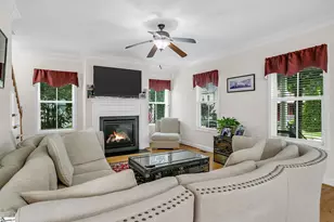 109 Kimborough St, Greenville, SC 29607 - Photo 9