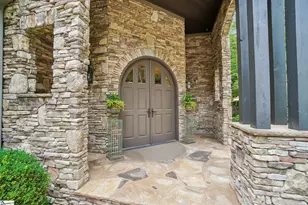 817 Mountain Summit Rd, Travelers Rest, SC 29690 - Photo 3