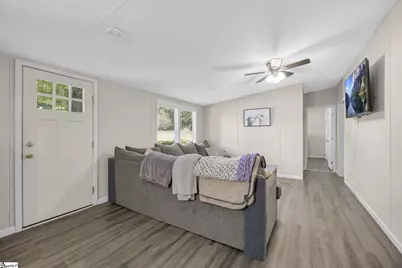 313 W Bagwell Road, Liberty, SC 29657 - Photo 7
