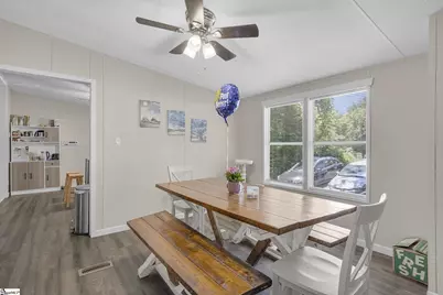 313 W Bagwell Road, Liberty, SC 29657 - Photo 9
