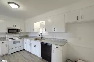 129 Venus St, Inman, SC 29349 - Photo 11