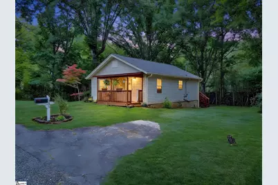 301 S E Street, Easley, SC 29640 - Photo 1