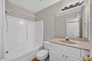 202 Ashford Ct, Easley, SC 29642 - Photo 9