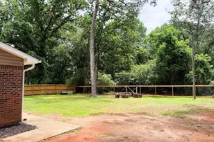 204 Idlewild Ave, Greenville, SC 29605 - Photo 17