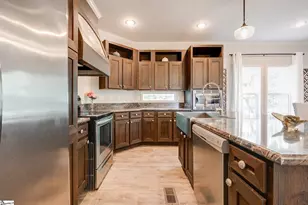 25 Valley Rd, Travelers Rest, SC 29690 - Photo 11