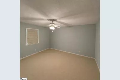 110 Kingston Drive, Laurens, SC 29360 - Photo 9