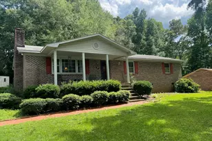 110 Kingston Dr, Laurens, SC 29360 - Photo 1