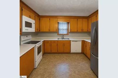 110 Kingston Drive, Laurens, SC 29360 - Photo 7