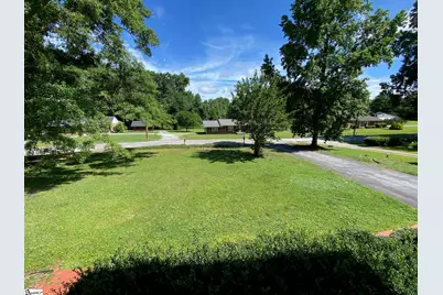 110 Kingston Drive, Laurens, SC 29360 - Photo 3