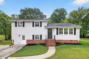 112 E Belvedere Rd, Greenville, SC 29605 - Photo 1