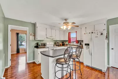 104 Locksley Drive, Greenwood, SC 29649 - Photo 11