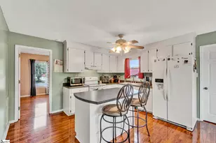 104 Locksley Dr, Greenwood, SC 29649 - Photo 11