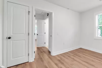 31 Hellams Street, Greenville, SC 29611 - Photo 19
