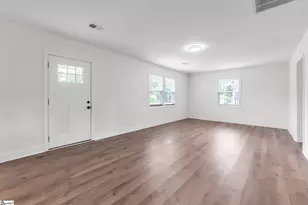31 Hellams St, Greenville, SC 29611 - Photo 5