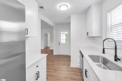 31 Hellams Street, Greenville, SC 29611 - Photo 13
