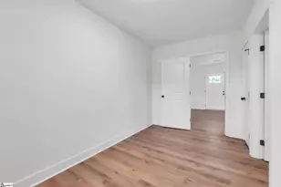 31 Hellams St, Greenville, SC 29611 - Photo 15